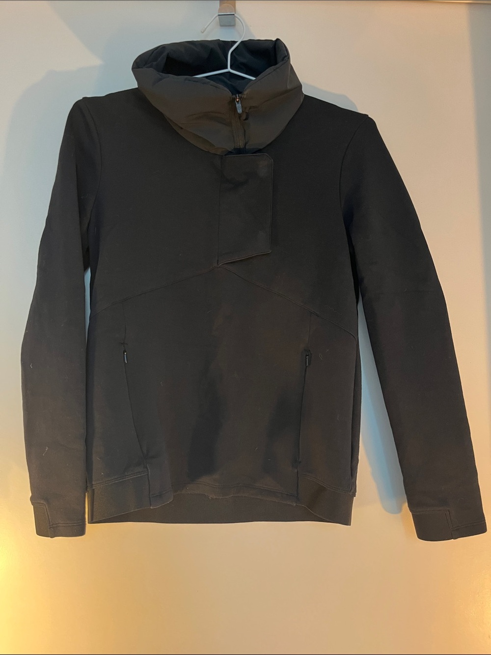 Aether Pullover
